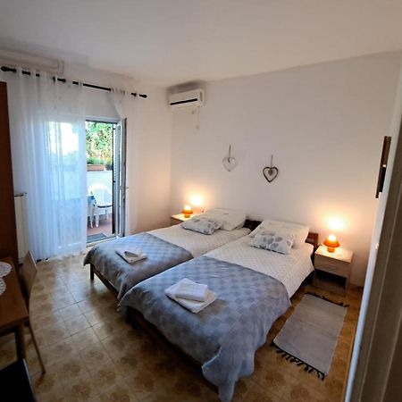Accomodation Mirjana Poreč Exterior foto