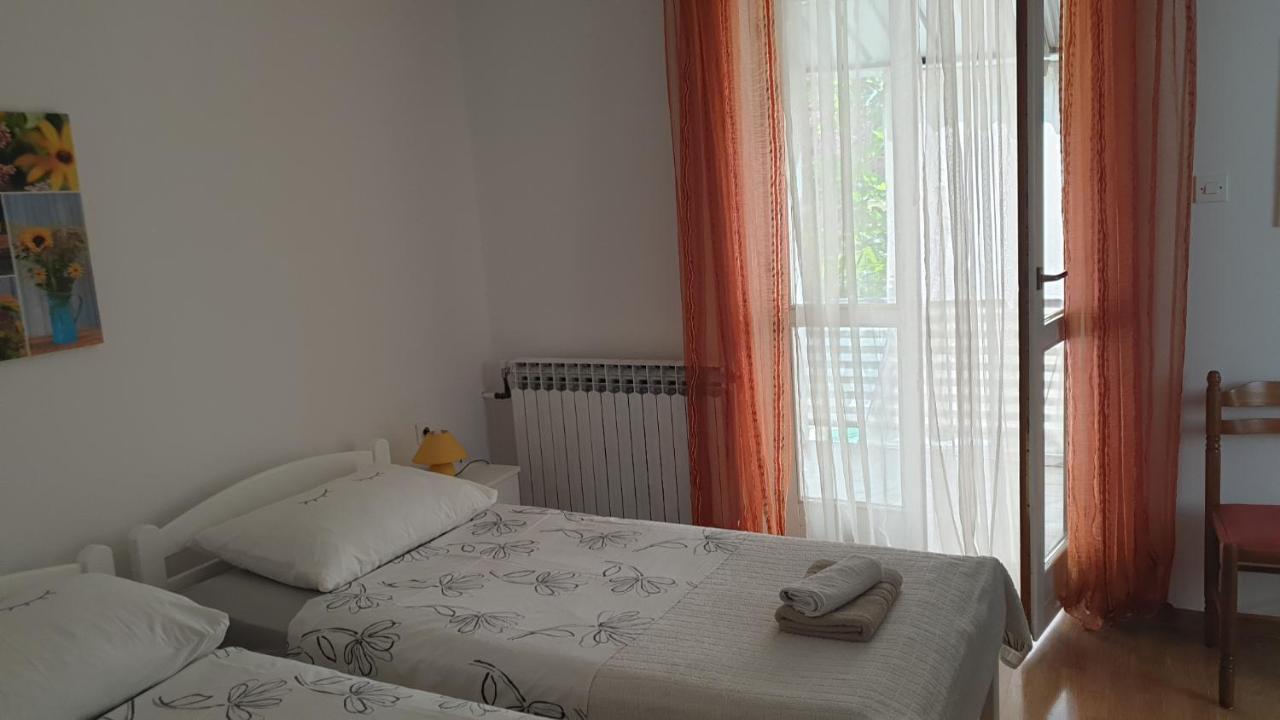 Accomodation Mirjana Poreč Exterior foto